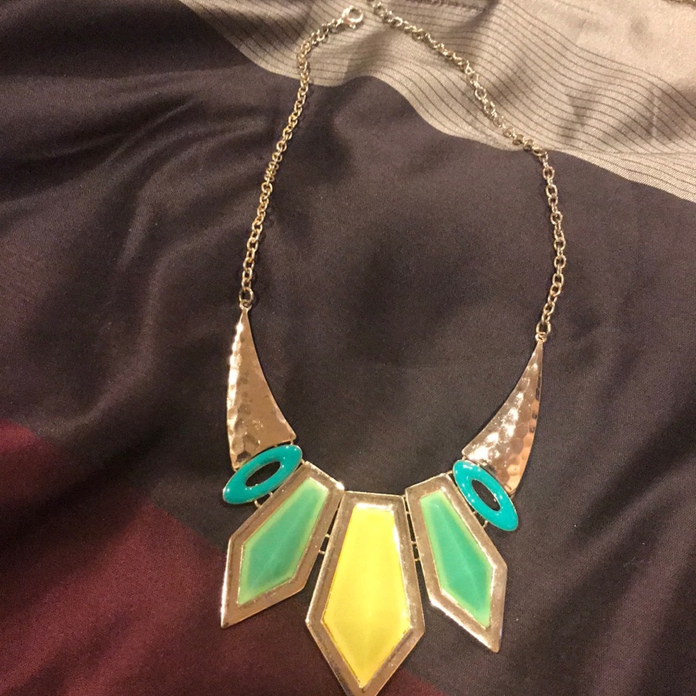 ❤️❤️Gold green and yellow necklace